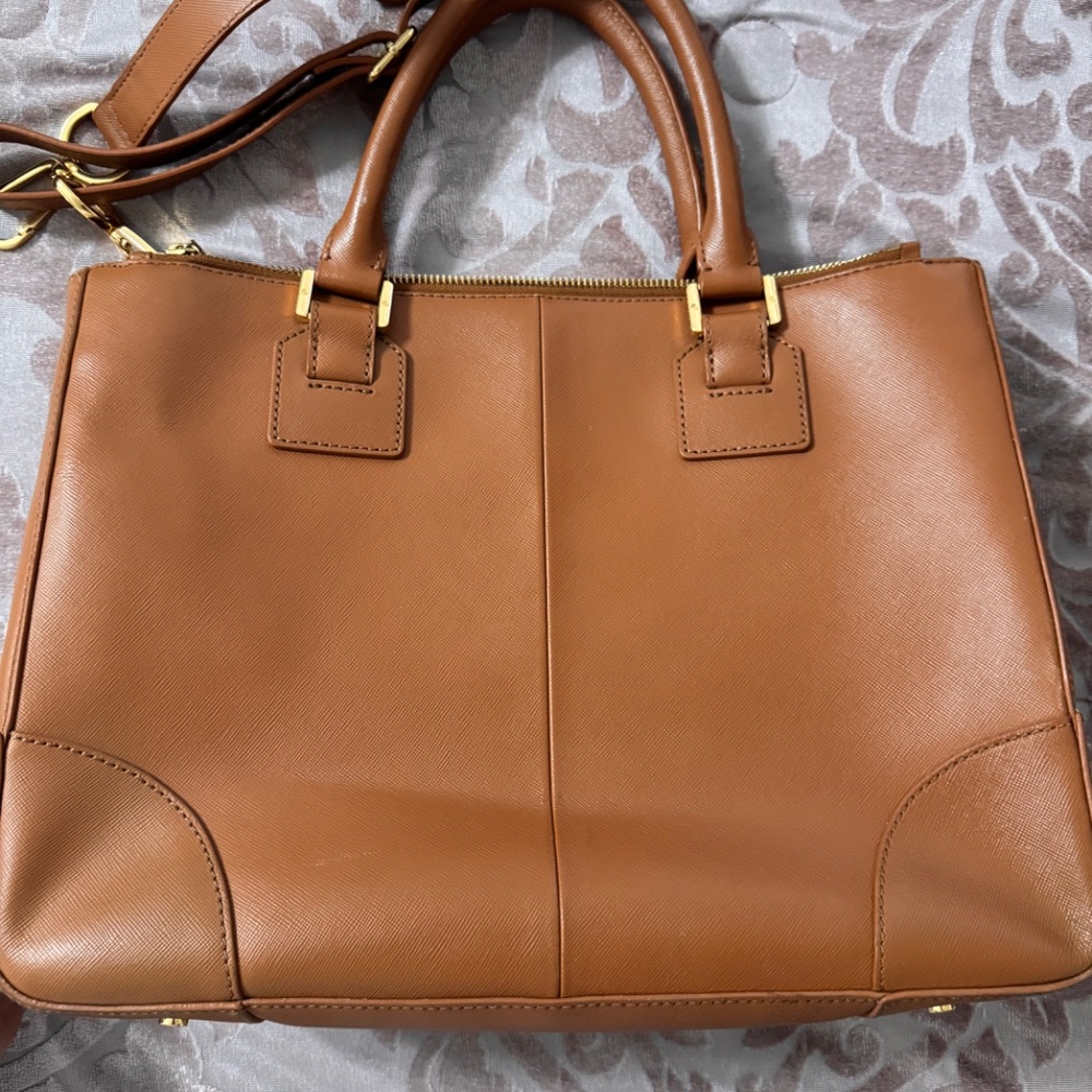 Tory Burch purse - Picture 2 of 6